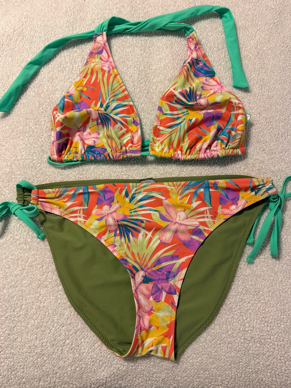 Hurley Tropical Floral Bikini Set - 2 Piece Swimsuit Triangle Top
